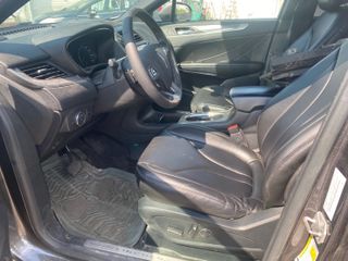 2019 Lincoln MKC Standard - Interior Front Seat Image